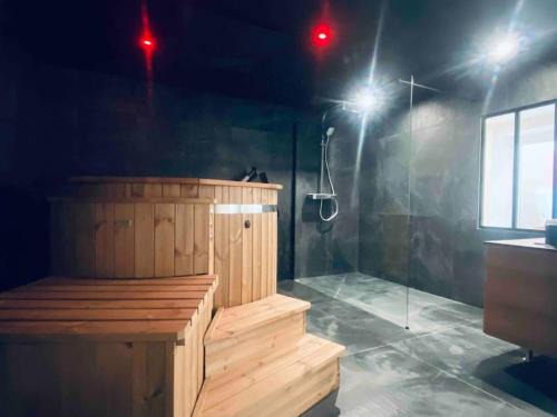 Saint-Bruno - Saint-Victor Apartamento | La Nordique LE 50 Suites and SPA