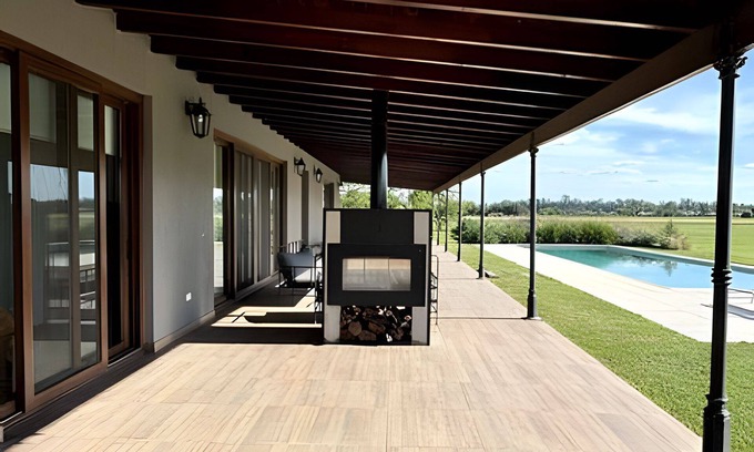 Lobos Casa | La Pancha - Casa de Campo