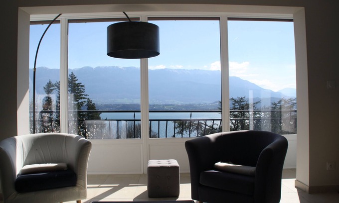 Le Bourget-du-Lac Apartamento | Alquiler con encanto "LA PARENTHESE" vista al lago y montaña
