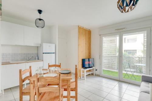 Vaulx En Velin Village Apartamento | La Pause Urbaine - Proximité Lyon - Terrasse Privée