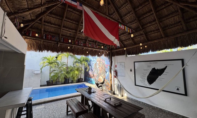 Colonia Adolfo Lopez Mateos Hotel | La Perle Noire | JR - Terrace and Pool