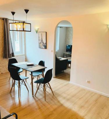 Chambly Apartamento | La perle rare Chambly, Proche Parc Astérix , château de Chantilly