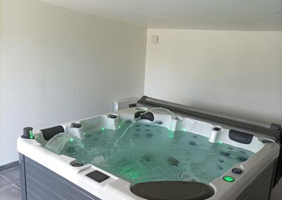 Pleine-Fougeres Casa | La Petite Baie