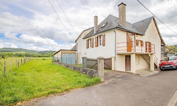 La Celle-en-Morvan Casa | la Petite Folie de Clothilde