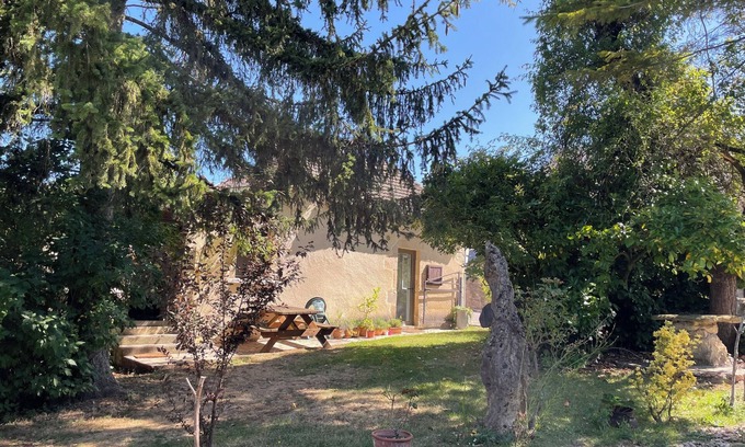 Bournazel Casa | La Petite Maison Dans le Jardin