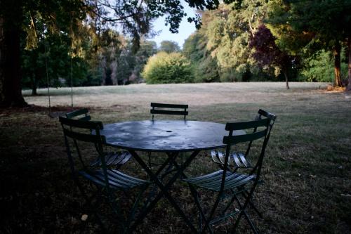 Mezilles Casa | LA PETITE MAISON DANS LA PRAIRIE
