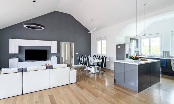 Parthenay Casa | La Pierre à Lou - Charmante maison avec piscine