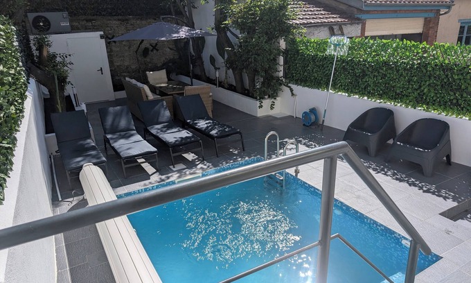 Montlucon Apartamento | La Piscine - Villa Valmy - Hypercentre - Railway station