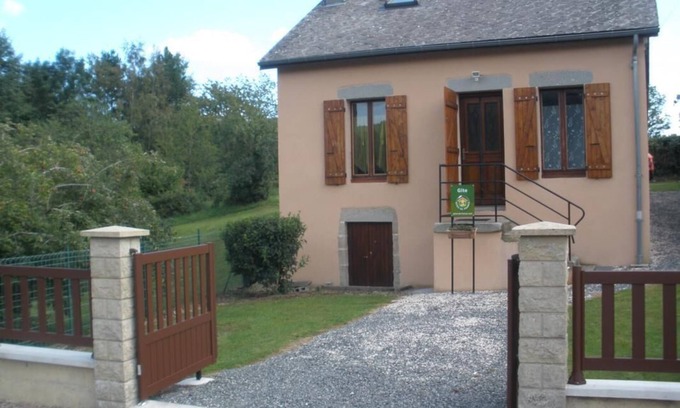 La Celle-en-Morvan Casa | La Place - CELLE-EN-MORVAN (LA)