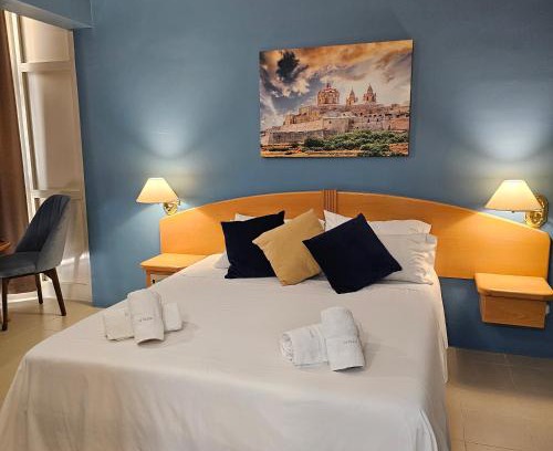 Marsalforn Hotel | La Playa Hotel