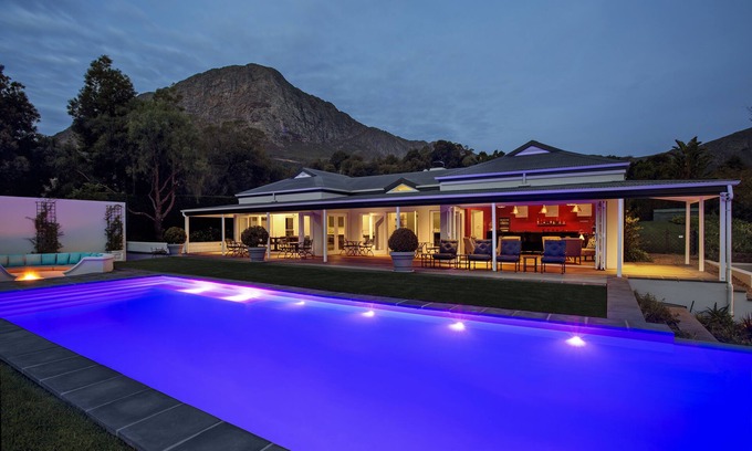 Franschhoek Casa | La Providence Guest House & Wine Farm