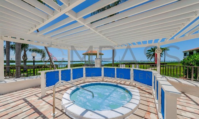 Isla del Sol Casa | La Puerta Bright and Sunny Golf Course Villa