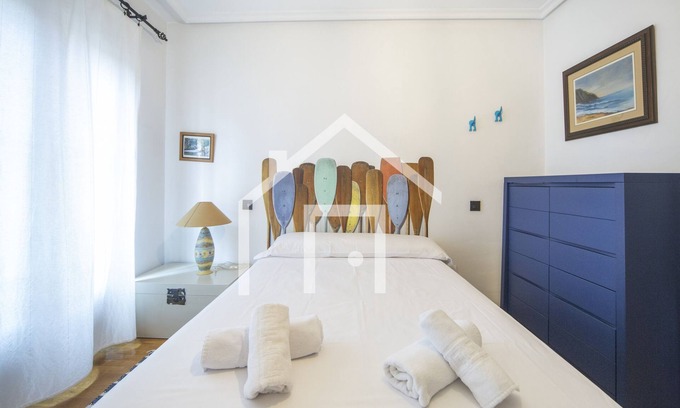 Oviedo Apartamento | La Regenta -a stone's throw from the centre