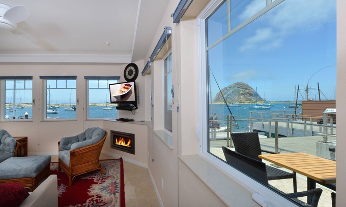 Morro Bay Condominio | La Roche 1 Bayfront Condo, vistas increíbles! Mascota amigable.