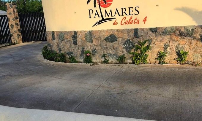Residencial ROMANA Apartamento | La RomanaDR SecludedJourney!