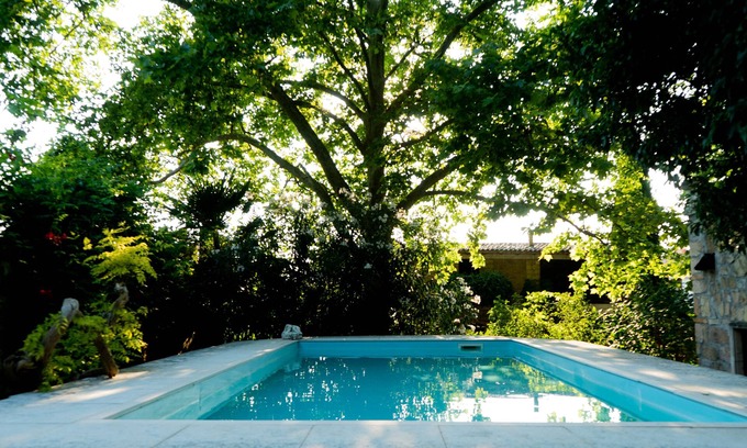Colognola ai Colli Villa | La casa de campo rosa y el león