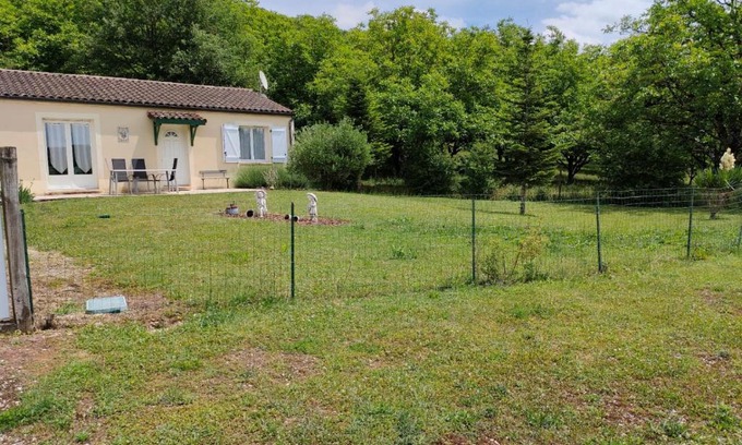 Creysse Apartamento | la roseraie