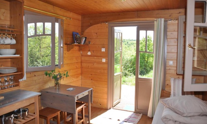 Saint-Jean d'Alcas Casa | La roulotte d'Alcas