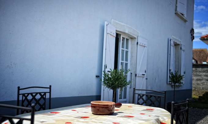 Pardies Casa | la Salamandre