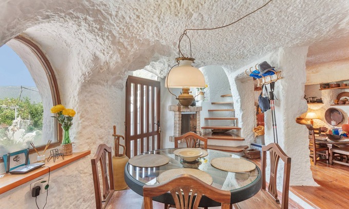 Juncalillo Casa | 'La Solana' con vistas a la montaña, jardín privado y Wi-Fi
