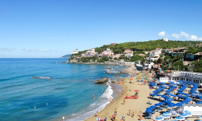 Rosignano Solvay Apartamento | La terrazza in mare by Interhome