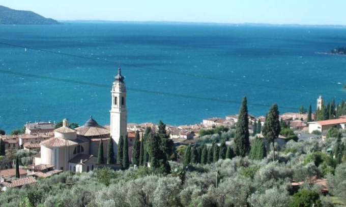 Gargnano Apartamento | La Terrazza sul Garda Guest Casa