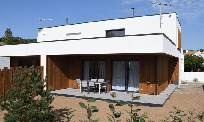 La Tranche-sur-Mer Villa | LA TRANCHE SUR MER -VILLA OCÉANE - QUARTIER DU PHARE