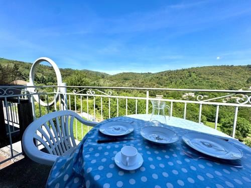 Meyras Apartamento | La Vallée Appartement 35 - Thermes Neyras les Bains