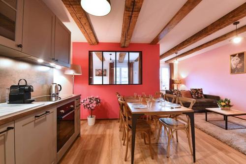 Colmar Centre Ville Apartamento | La vie en rose - 6P-3BR