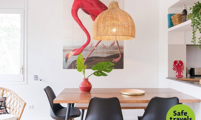 Sa Riera Apartamento | La Vie en Rouge Sa Riera Duplex, Private Parking