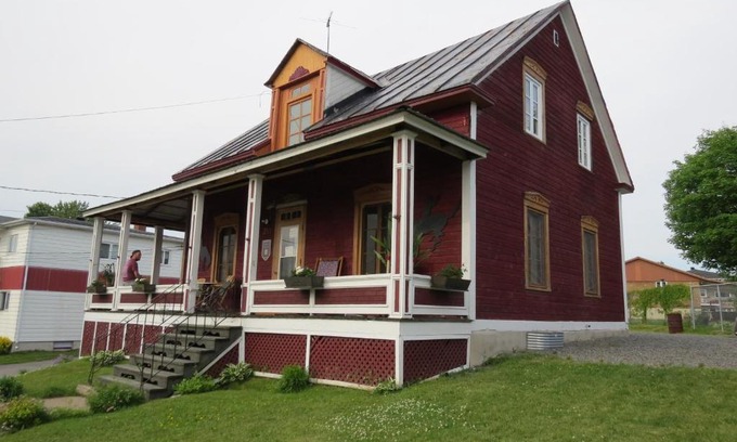 Mauricie Casa | la vieille Maison Rouge
