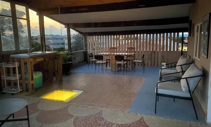 Perpignan Casa | La villa au palmier - 10bed, 2bath, roof terrace