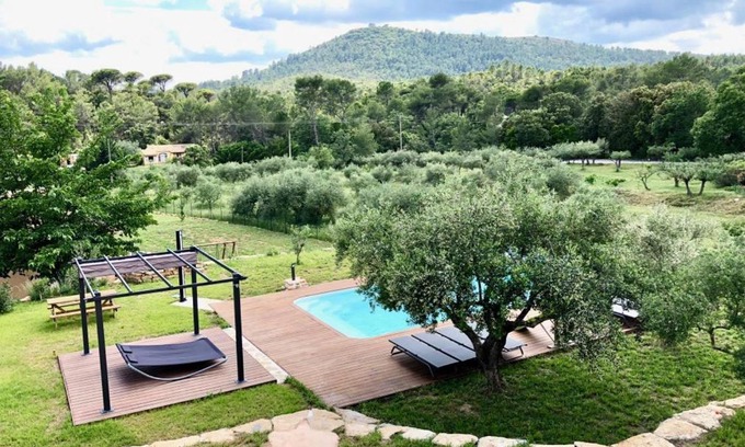 Le Val Cama Y Desayuno | La Villa aux Oliviers
