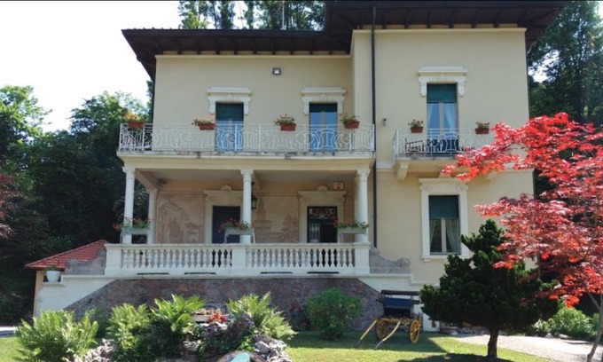 Ghirla Cama Y Desayuno | La Villa del Lago