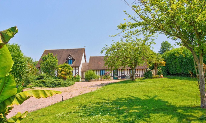 Saint-Gatien-des-Bois Casa | La Villa Charlie - 7 Bedrooms - Saint-Gatien-Des-Bois
