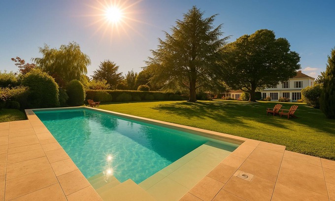 Saint-Nom-la-Breteche Casa | La Villa Estrella - Piscine Chauffée et Jacuzzi