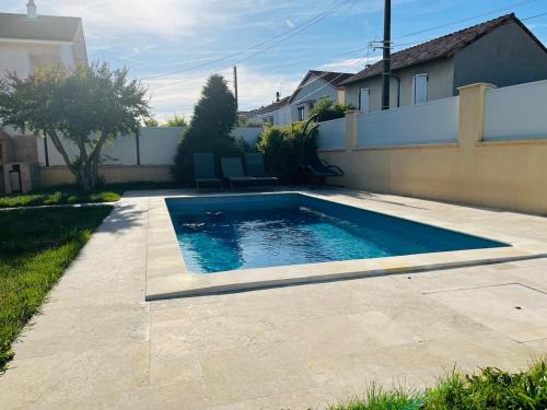 Bourg-les-Valence Casa | La Villa Lumière
