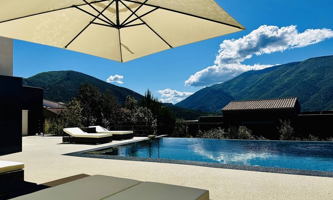 Mollans-sur-Ouveze Casa | La "villa Romy" Piscine et Spa Face au Ventoux en Provence