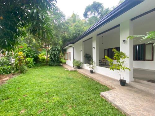 Katugastota Apartamento | Laavulu