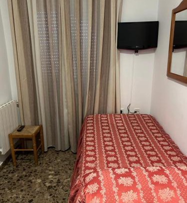La Calahorra Casa | LABELLA - Hostal Rural Restaurante