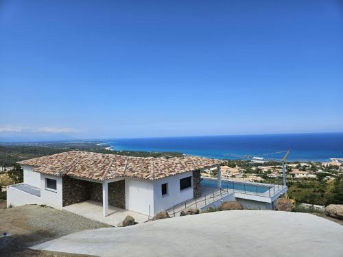 Solenzara Casa | LABELLE- Vue mer panoramique - Piscine privée - Clim -WIFI