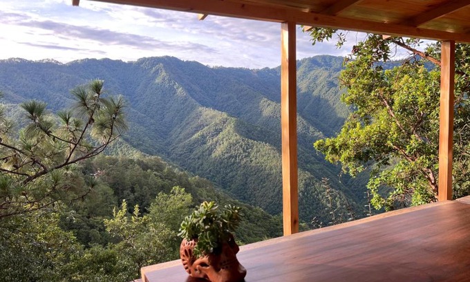 San Jose del Pacifico Cabina | Laberinto del Pacifico