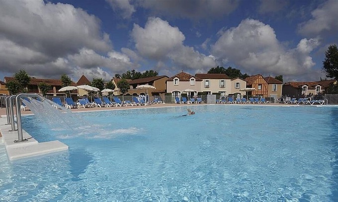 Monflanquin Complejo | Lac Mondesir Monflanquin ST4p