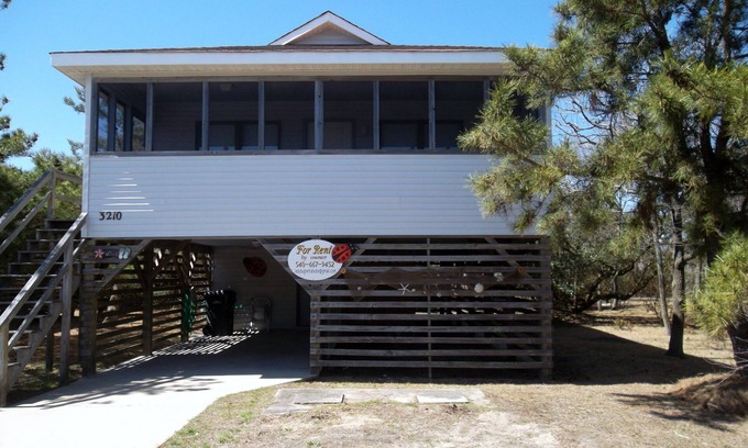 Nags Head Cabaña | La señora Bug, tradicional Nags Head encanto cerca de la playa Restaurantes Atracciones