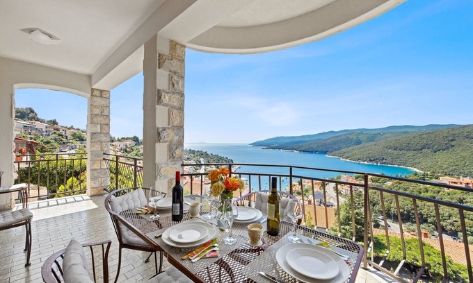 Rabac Apartamento | Lady M Gold - Balcony and Sea View
