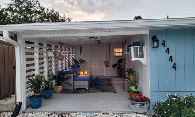 South Bradenton Apartamento | Lady Palm: 2/1 w garden vibes three miles to IMG