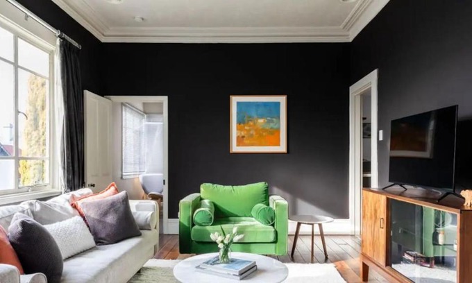 West Hobart Casa | Lady Victoria