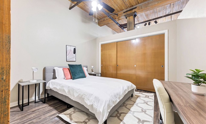 Lafayette Square Apartamento | Lafayette 223 I Corporate Modern 1Bd Apartment
