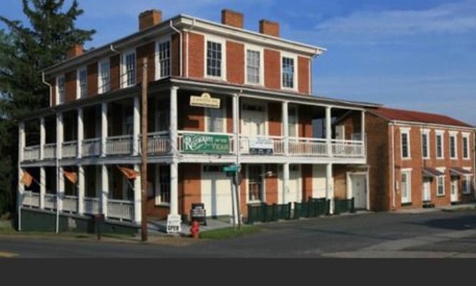 Stanardsville Cama Y Desayuno | Lafayette Inn