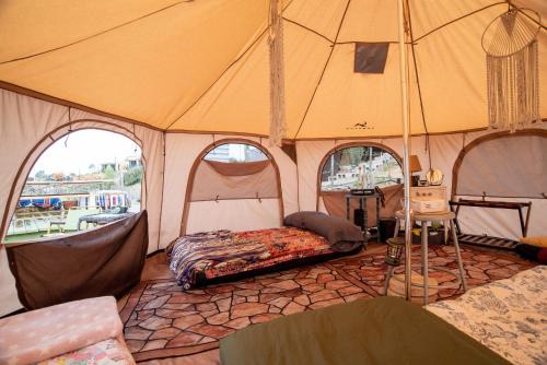 San Antonio de las Minas Otro | Lago Amor del Valle Glamping Grande